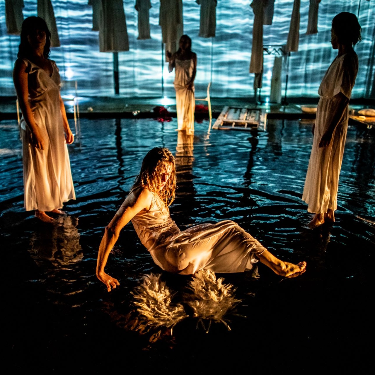 The Maids. Materials arriva al Teatro Era all